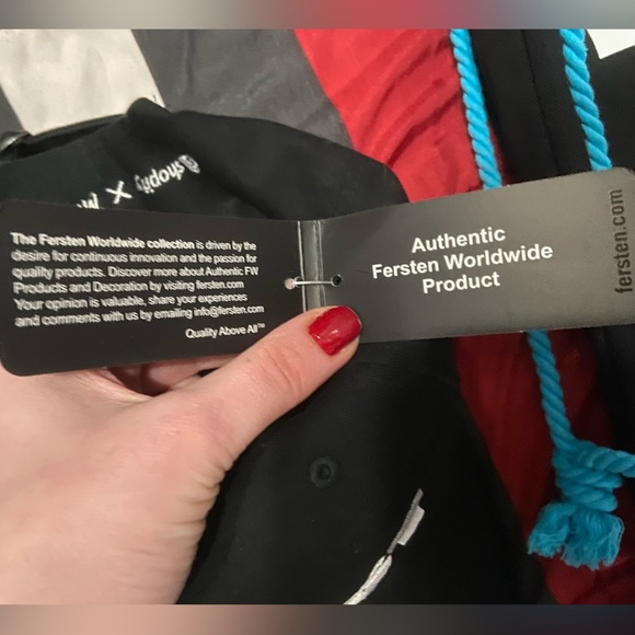 Shopify x MrBeast Heist Merch: Hat and Drawstring Bag - Picture 3 of 7